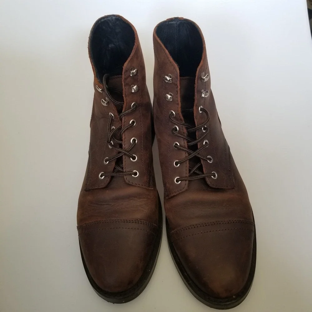 Thursday Boot Co Captain Boots Mens Size 10 Wide Brown Leather Cap Toe Work EUC